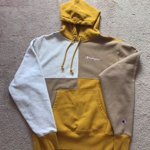 BRAND NEW CHAMPION HOODIE